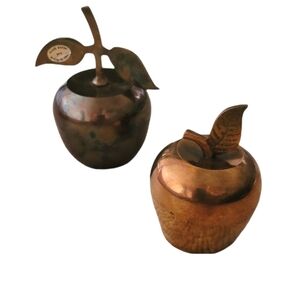 Vintage - Brass Apple‎ Bells